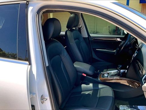 Used 2015 Audi Q5 2.0T Premium Plus w/ Technology Package AWD/4WD image 10