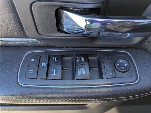 Used 2017 RAM 1500 Sport image 10