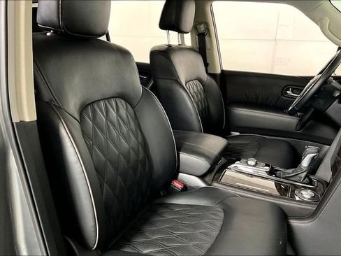 Used 2024 Nissan Armada Platinum w/ Captain's Chairs Package image 7