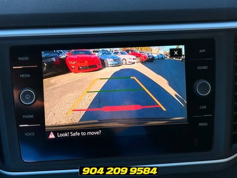 Used 2021 Volkswagen Atlas Cross Sport SE FWD image 22
