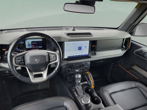 Certified 2022 Ford Bronco Badlands image 18