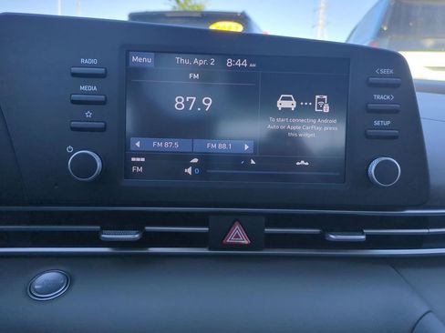 New 2026 Hyundai Elantra Sport FWD image 19