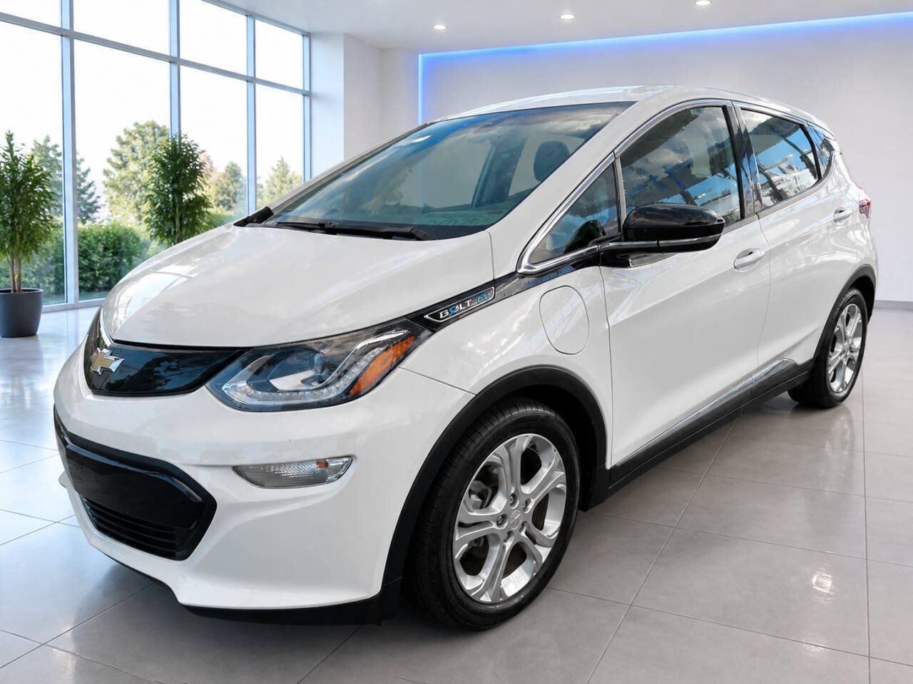 Used 2019 Chevrolet Bolt LT FWD image 1