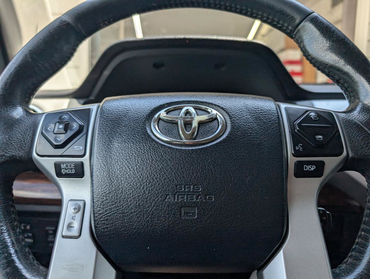 Used 2017 Toyota Tundra Limited w/ Limited Premium Package RWD image 14