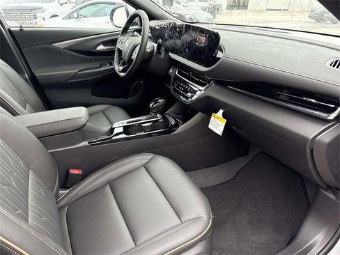 New 2026 Buick Envista Avenir image 16