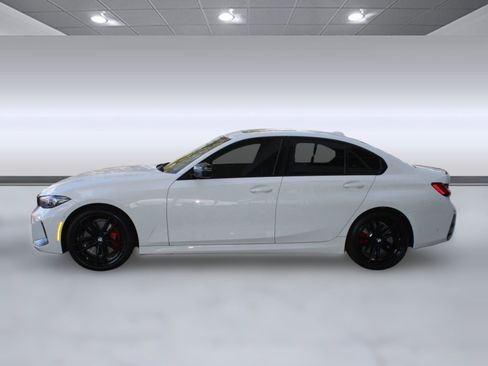Used 2023 BMW 330i xDrive 330i xDrive w/ M Sport Package image 2