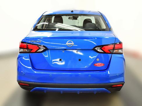 Used 2023 Nissan Versa S w/ S Plus Package image 5