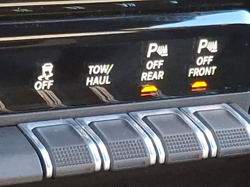 Certified 2024 RAM 2500 Big Horn w/ Night Edition image 24