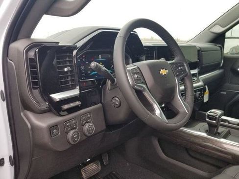 New 2026 Chevrolet Silverado 1500 LTZ w/ Technology Package AWD/4WD image 8