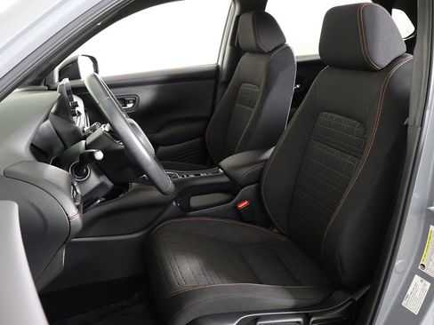 Used 2023 Honda HR-V Sport image 29