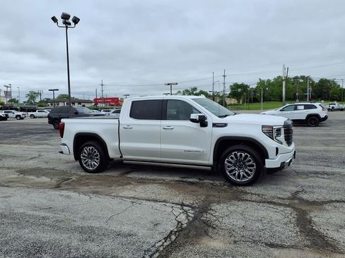 Used 2023 GMC Sierra 1500 Denali Ultimate AWD/4WD image 12