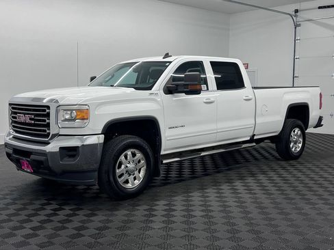 Used 2015 GMC Sierra 3500 SLE AWD/4WD image 1