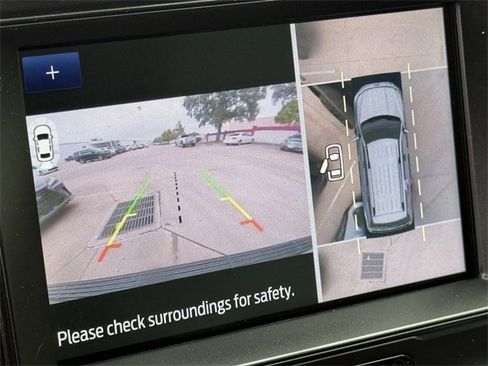 Used 2021 Ford Expedition Limited image 18