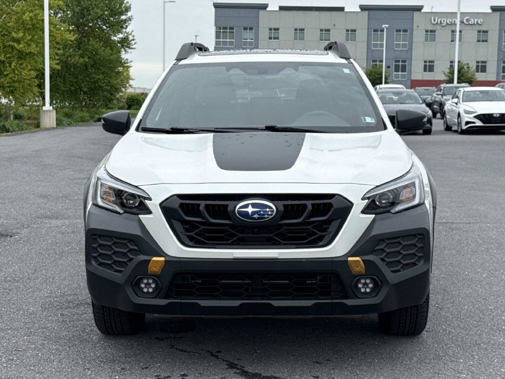 Used 2025 Subaru Outback Wilderness AWD/4WD image 29