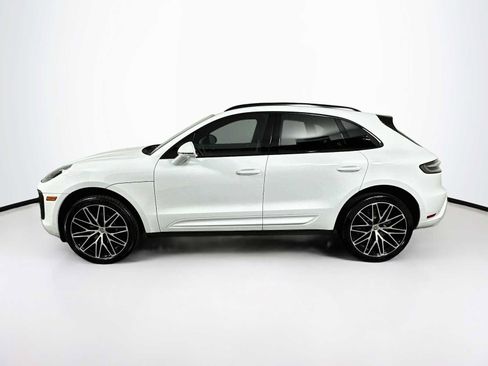 Certified 2026 Porsche Macan AWD/4WD image 2