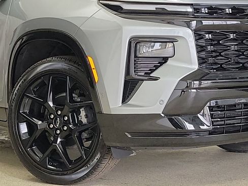 Certified 2024 Chevrolet Traverse RS w/ LPO, Floor Liner Package image 3