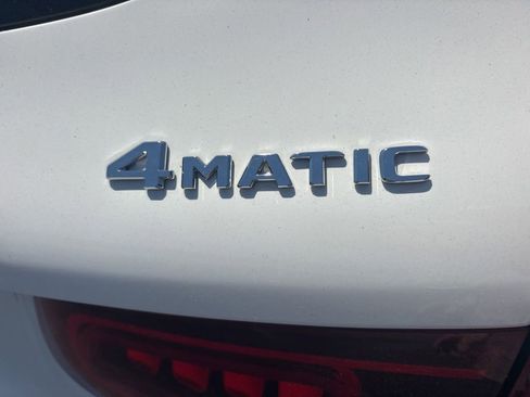 Used 2022 Mercedes-Benz GLC 300 4MATIC image 29