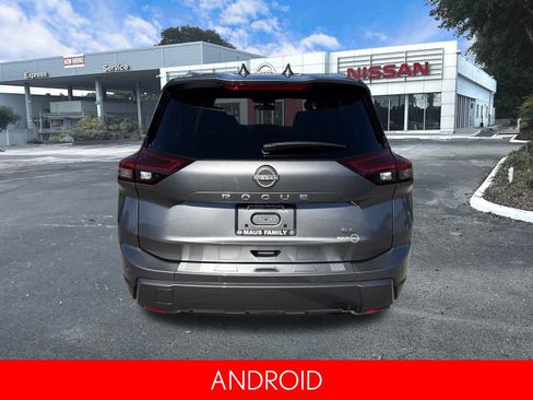 Certified 2025 Nissan Rogue SL w/ Tech Package image 4