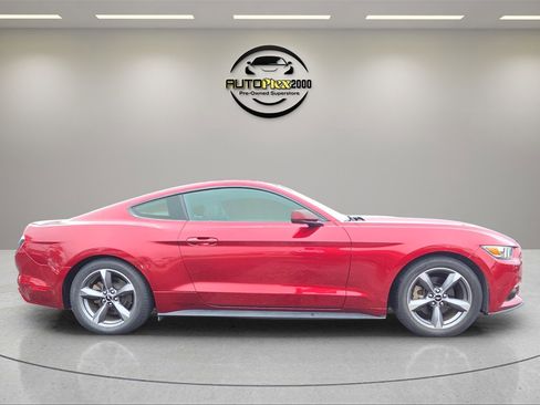 Used 2016 Ford Mustang Coupe w/ Equipment Group 051A image 8