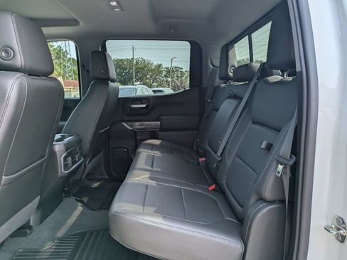 Used 2020 Chevrolet Silverado 1500 LTZ w/ LTZ Premium Package AWD/4WD image 14