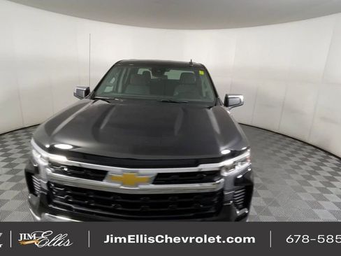 Certified 2025 Chevrolet Silverado 1500 LT image 3