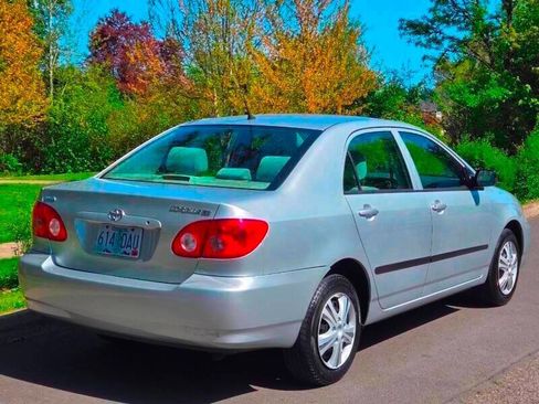 Used 2007 Toyota Corolla CE image 8