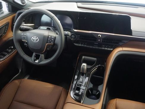 New 2026 Toyota Crown Signia AWD/4WD image 31