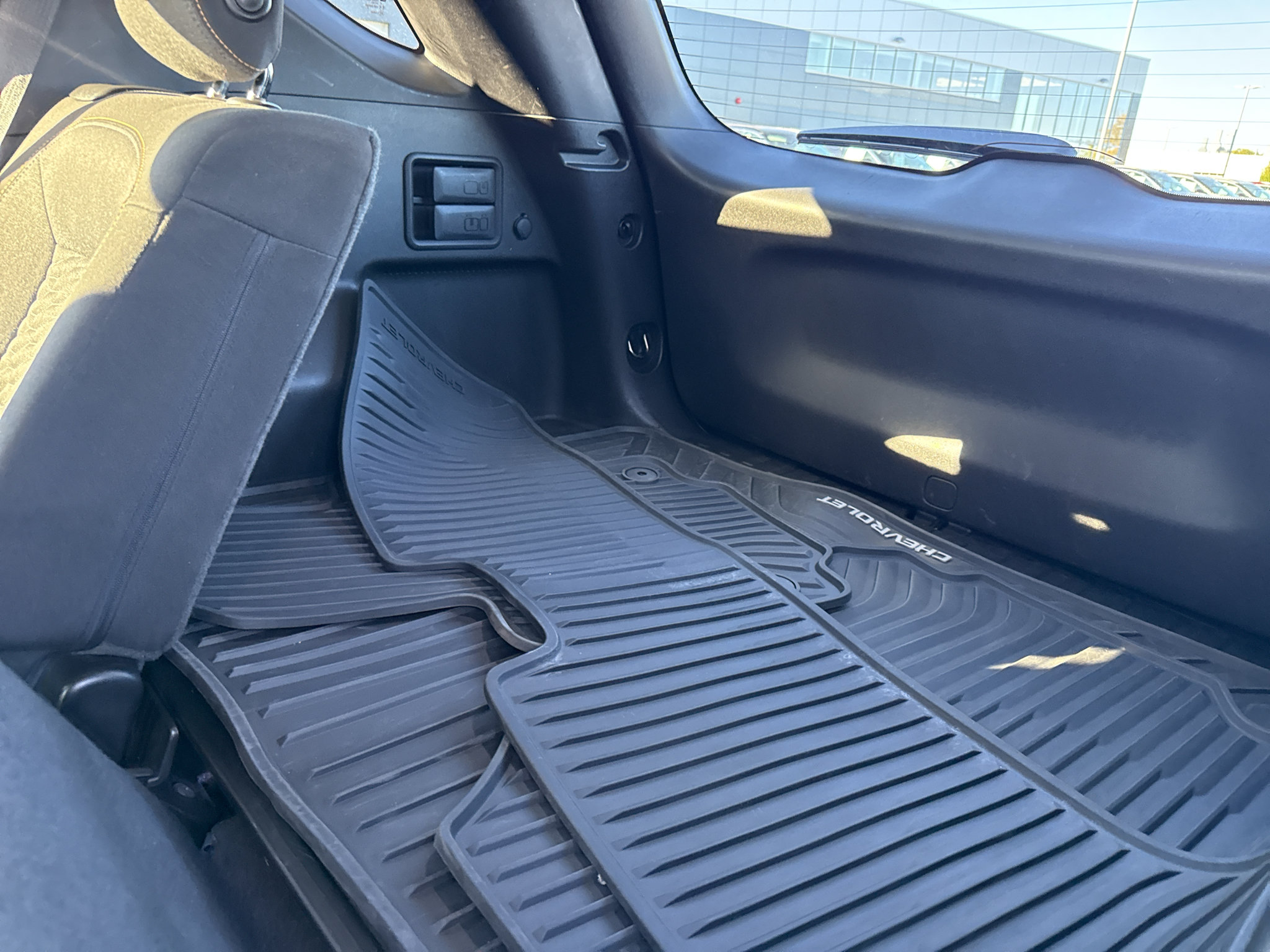 Used 2019 Chevrolet Equinox LT AWD/4WD image 15
