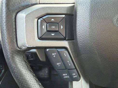 Used 2017 Ford F150 Raptor w/ Equipment Group 802A Luxury image 37