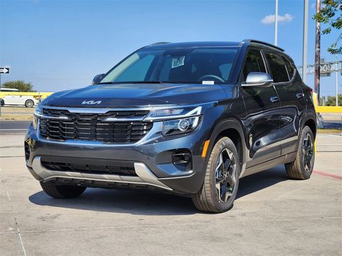 New 2026 Kia Seltos S image 2