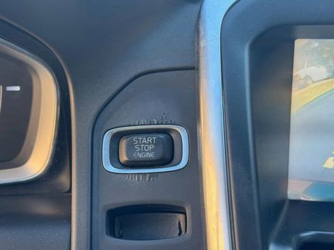 Used 2015 Volvo XC60 T5 Premier Plus image 16