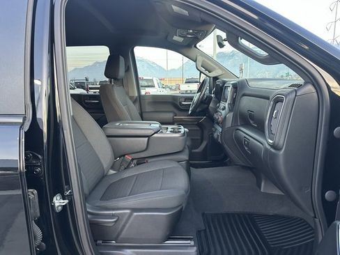 Certified 2022 Chevrolet Silverado 2500 LT w/ Convenience Package image 22