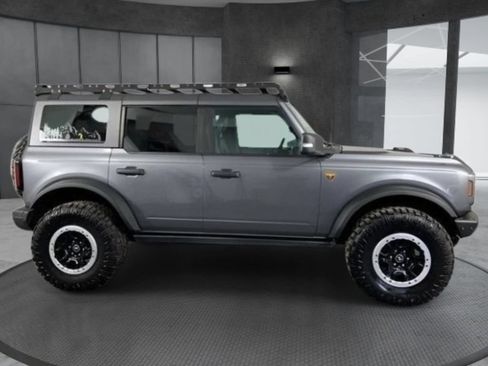Used 2023 Ford Bronco Badlands AWD/4WD image 4