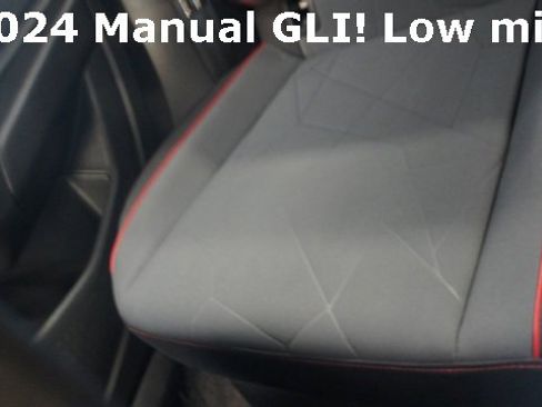 Used 2024 Volkswagen Jetta GLI 40th Anniversary Edition image 43