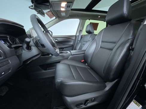 Certified 2023 Nissan Rogue SV w/ SV Premium B Package AWD/4WD image 15