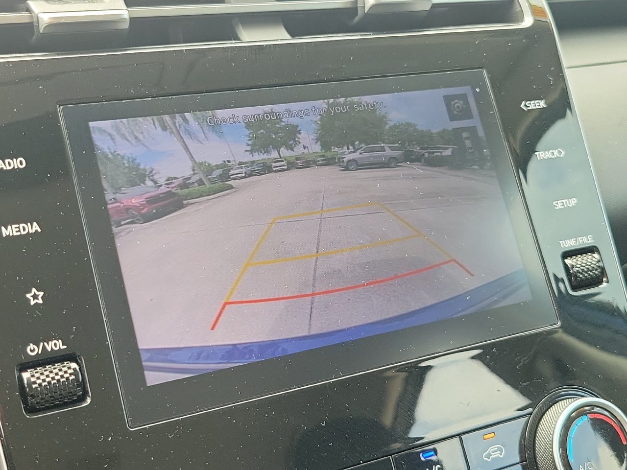 Used 2022 Hyundai Tucson SE FWD image 24