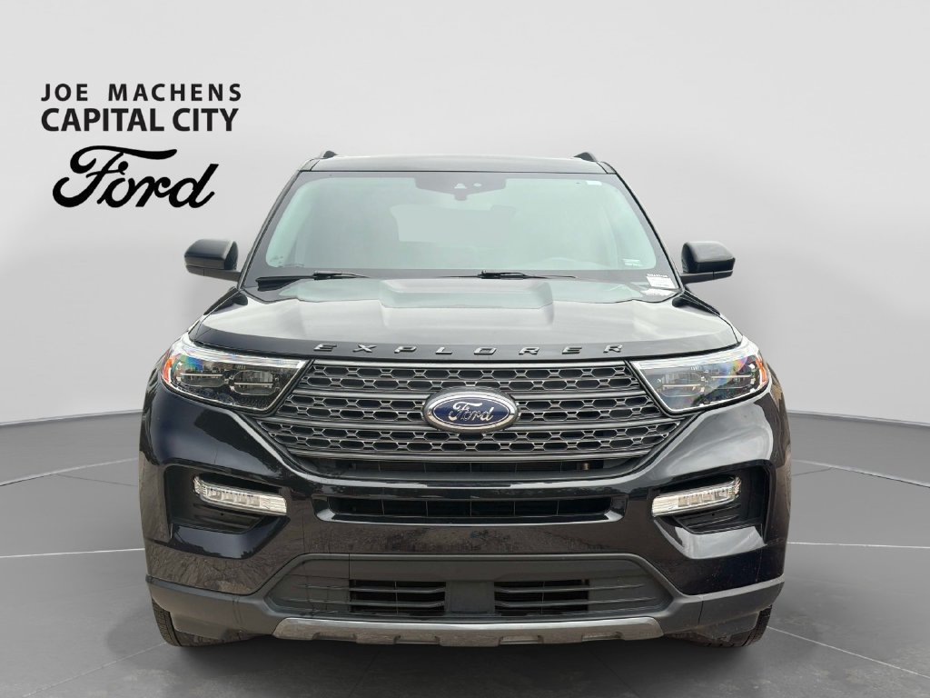 Used 2024 Ford Explorer XLT w/ Equipment Group 202A AWD/4WD image 10