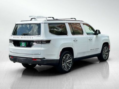 Used 2022 Jeep Grand Wagoneer Series III AWD/4WD image 4