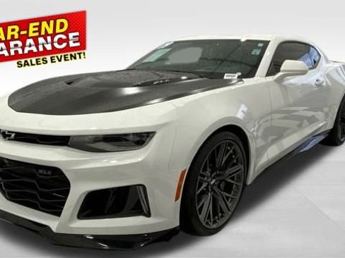 Used 2019 Chevrolet Camaro ZL1 image 1