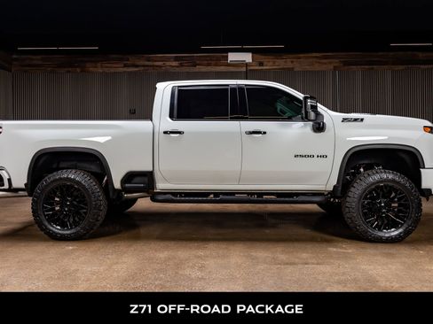 Used 2022 Chevrolet Silverado 2500 LTZ w/ LTZ Plus Package image 11