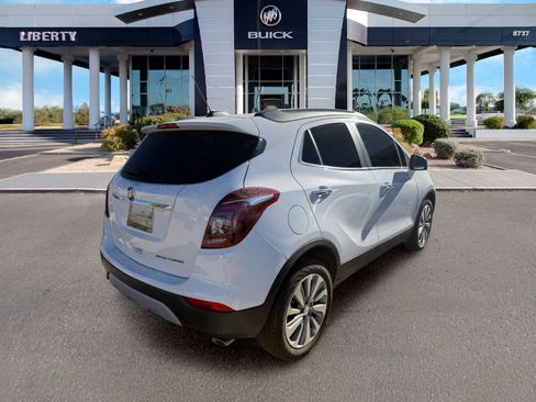 Used 2020 Buick Encore Preferred w/ Safety Package image 2
