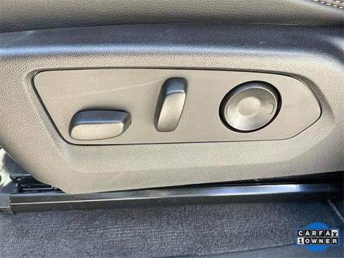 Used 2023 GMC Canyon Denali w/ Denali Black Edition image 13