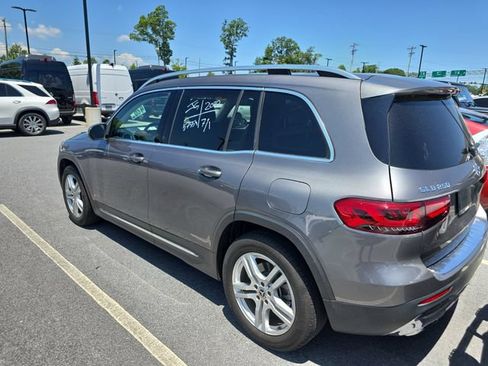 Used 2022 Mercedes-Benz GLB 250 4MATIC image 3
