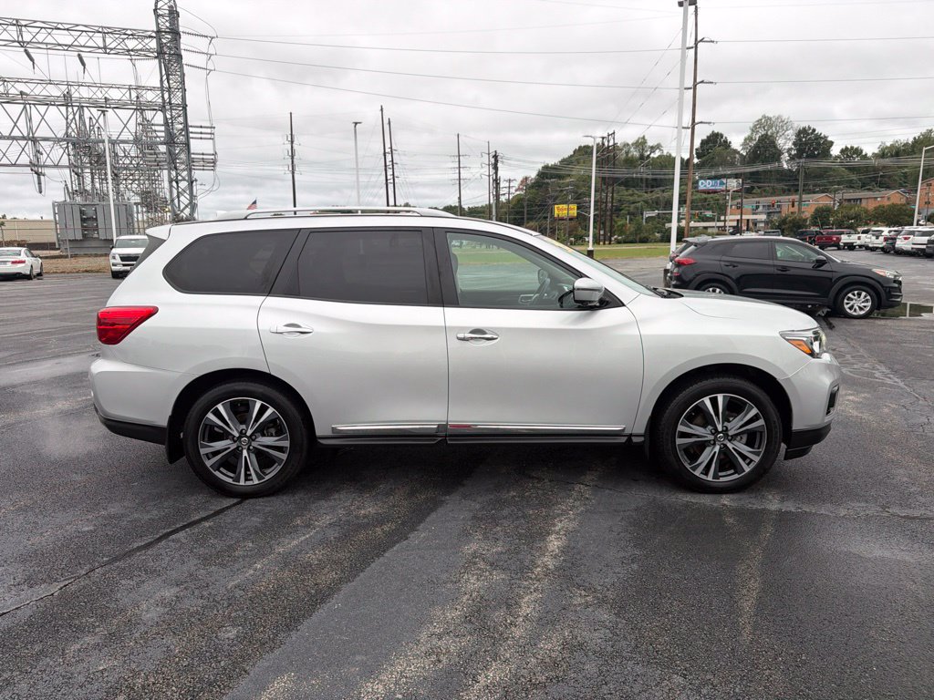 Certified 2019 Nissan Pathfinder Platinum AWD/4WD image 11
