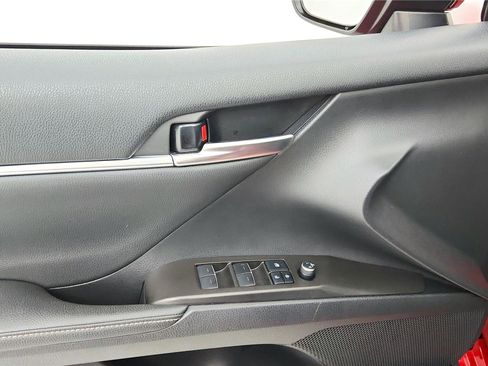 Used 2021 Toyota Camry XSE w/ Cold Weather Package FWD image 25