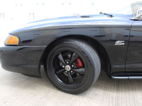 Used 1994 Ford Mustang GT RWD image 38