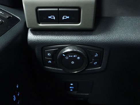 Used 2022 Ford F350 Lariat image 18