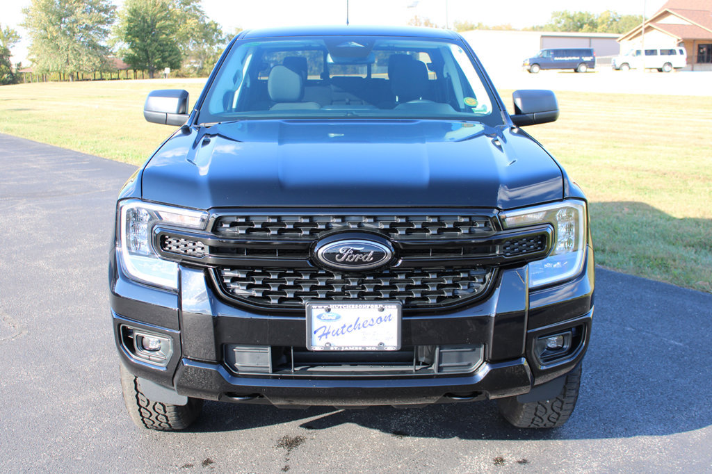 Used 2026 Ford Ranger XLT w/ Equipment Group 301A High AWD/4WD image 2
