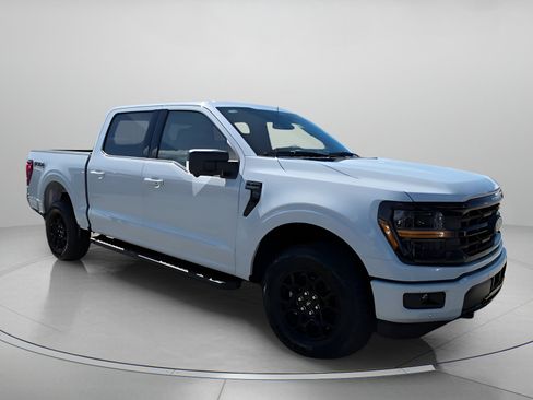 New 2025 Ford F150 XLT w/ Equipment Group 302A MID image 3