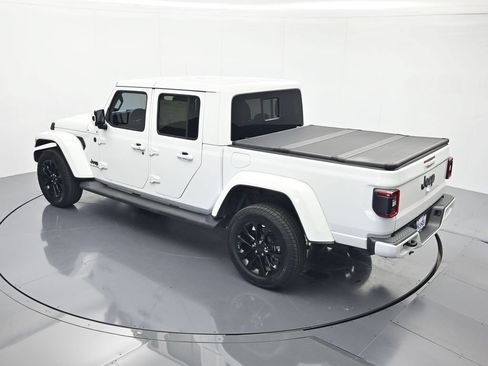 Used 2021 Jeep Gladiator Overland AWD/4WD image 35